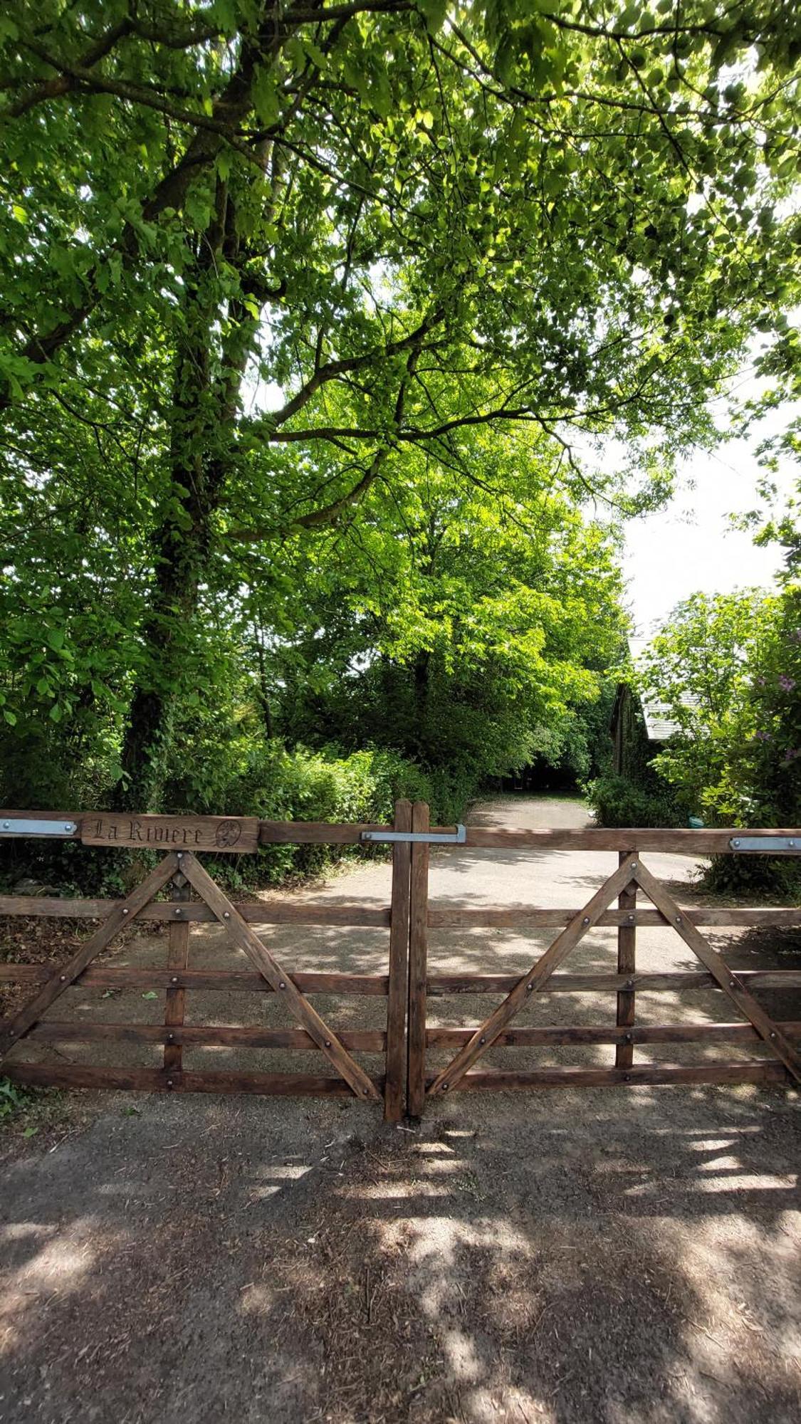 Maison La Riviere Reffuveille Екстериор снимка
